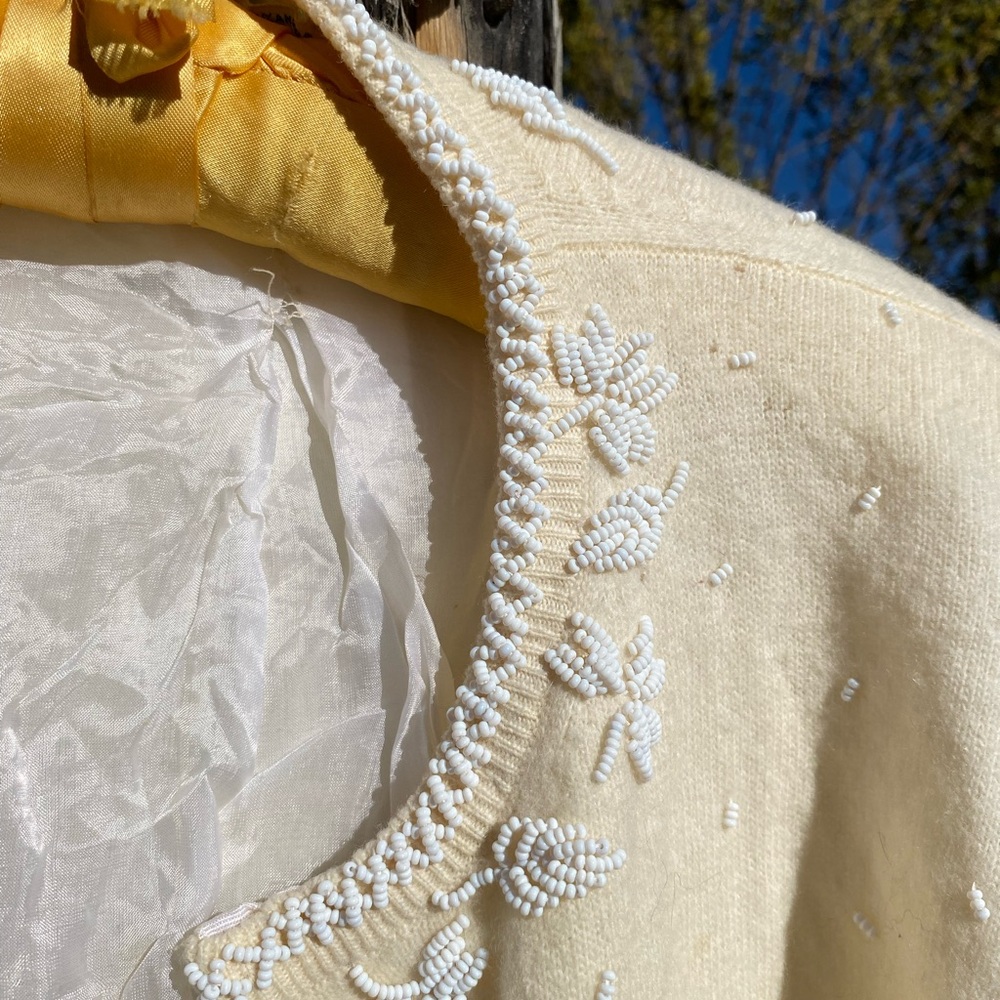 Vintage 50s Beaded Cardigan - Picture 4 of 10